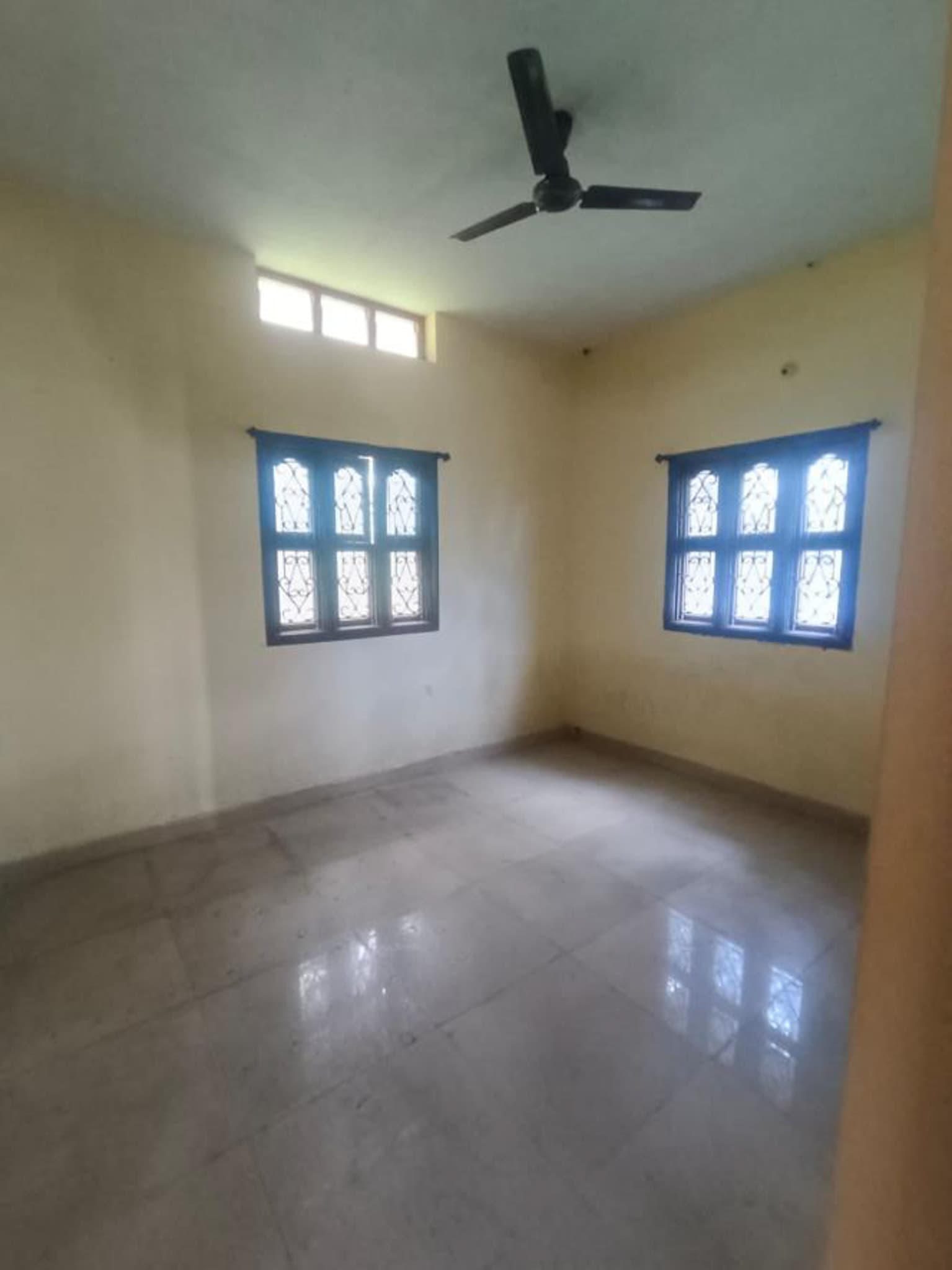Property Photos 7