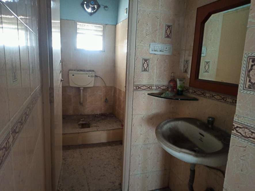 Property Photos 28