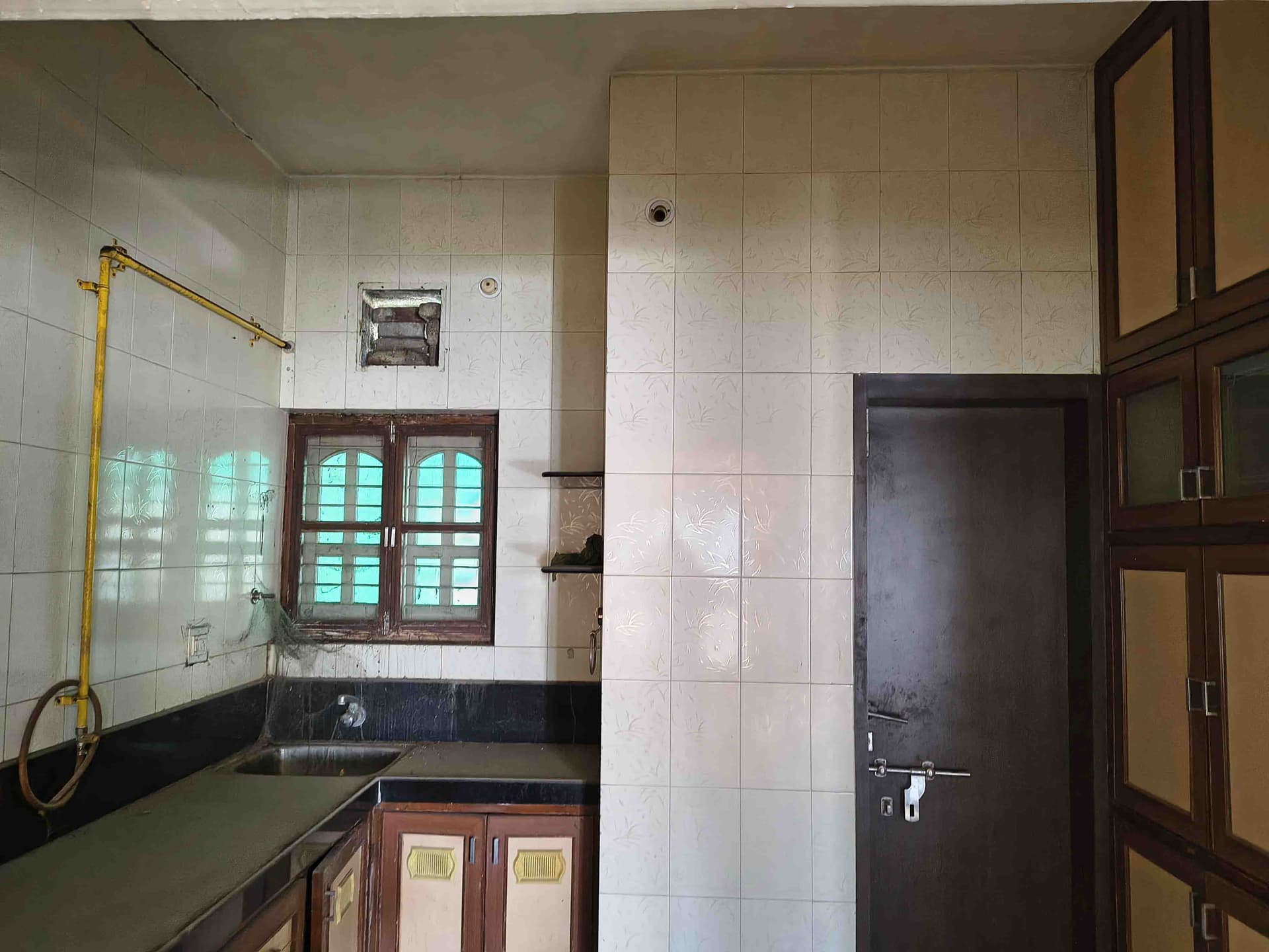 Property Photos 17