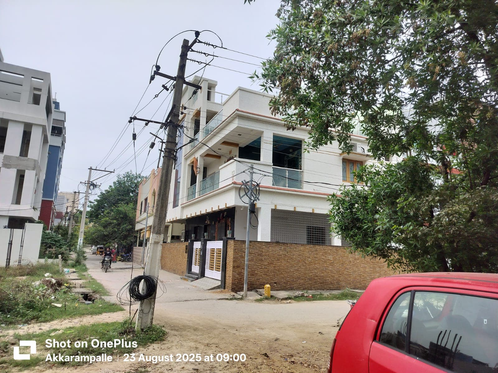 Property Photos 6