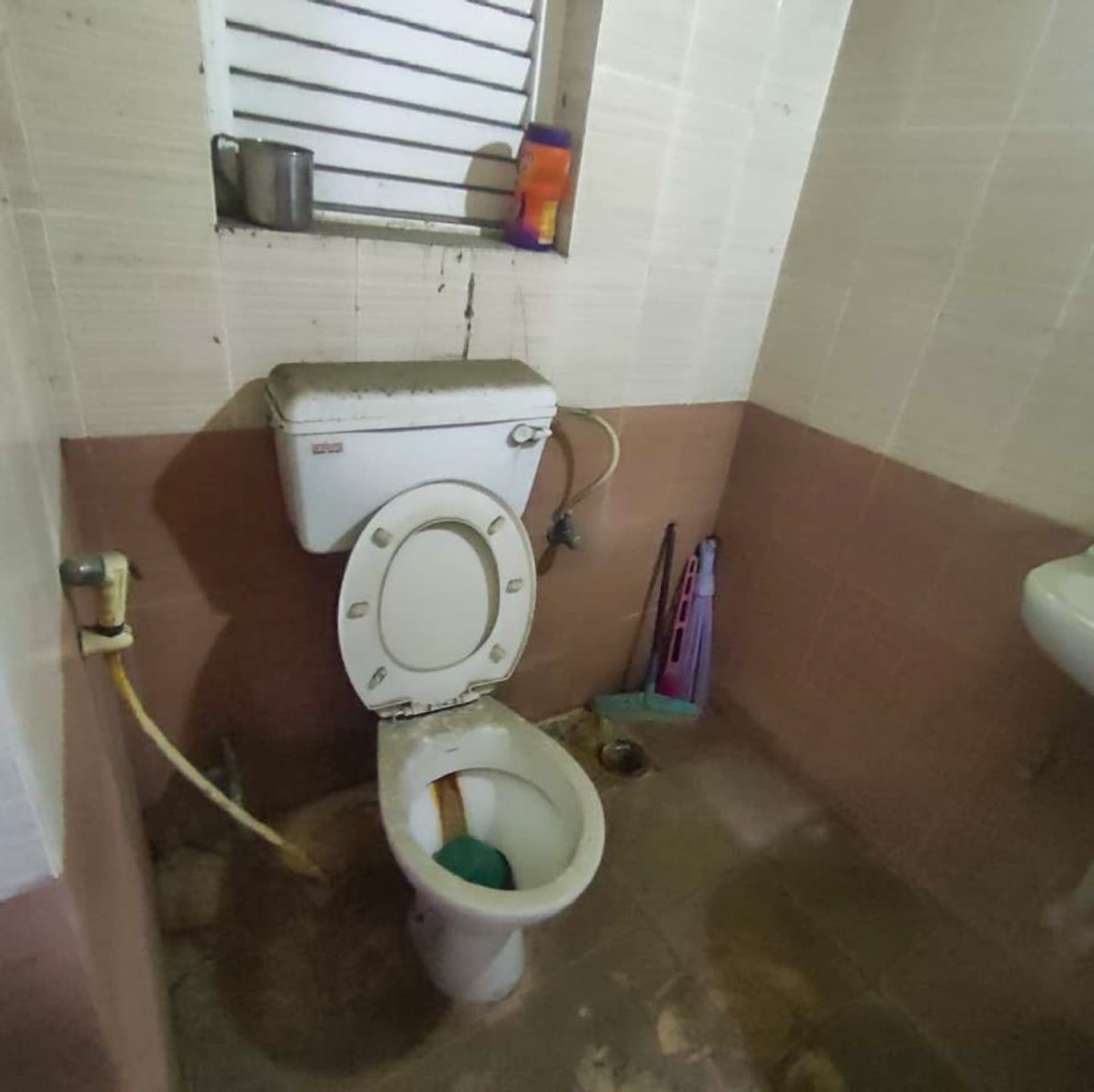 Property Photos 16