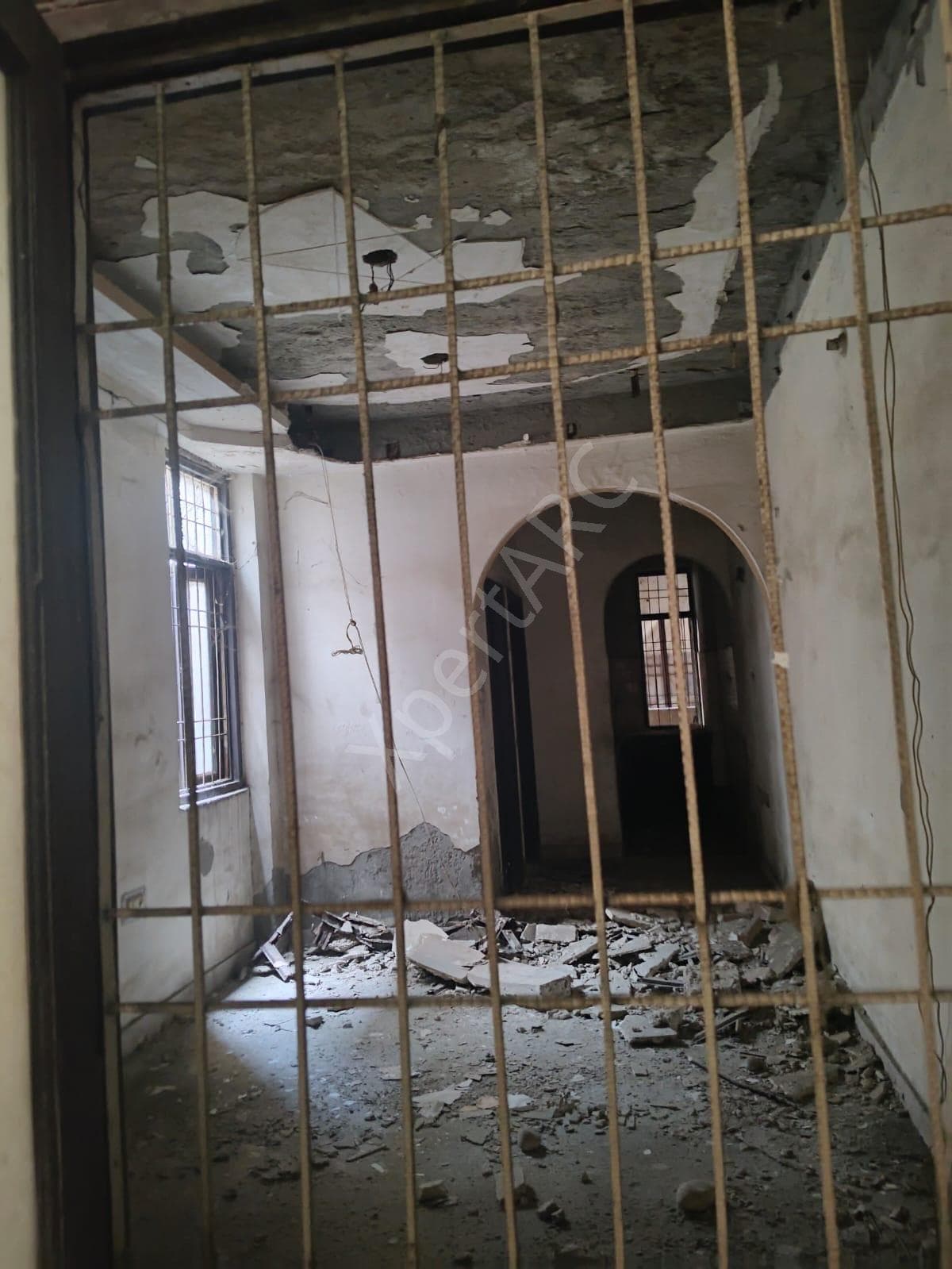 Property Photos 18