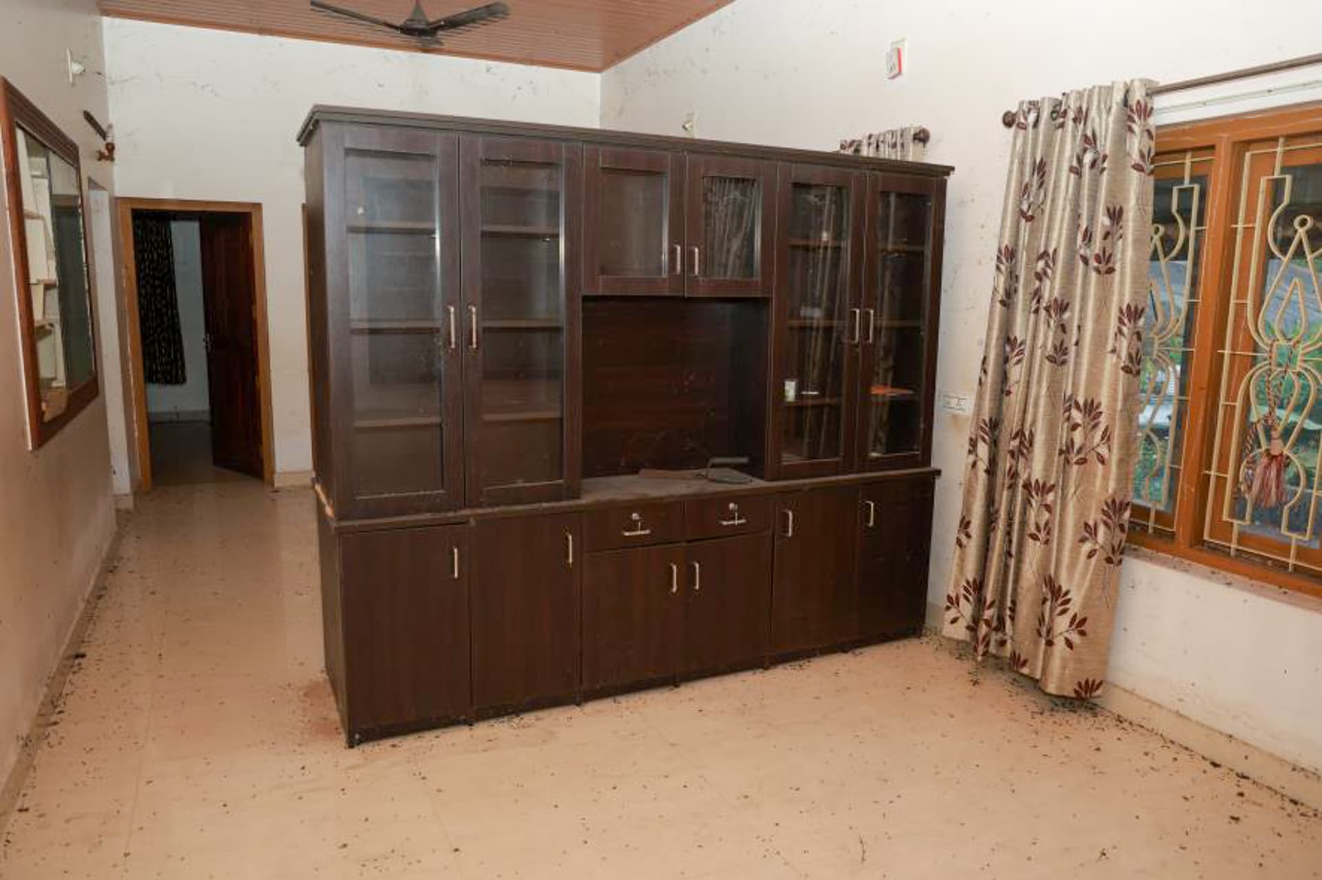 Property Photos 7