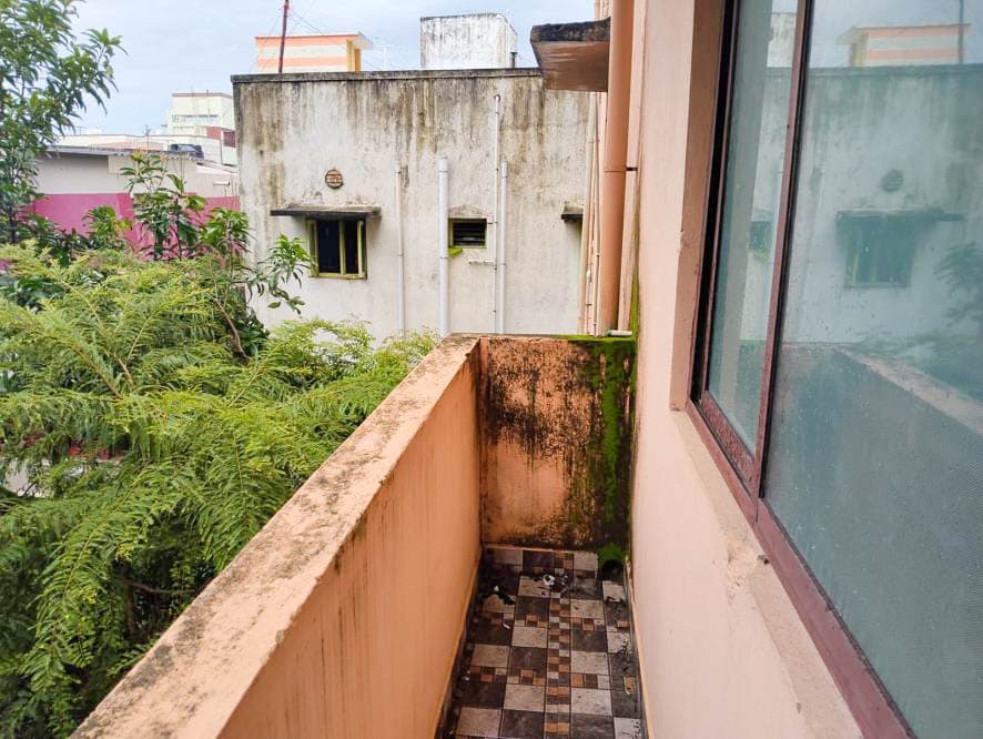 Property Photos 8