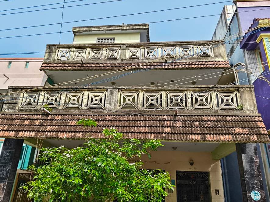 Property Photos 6