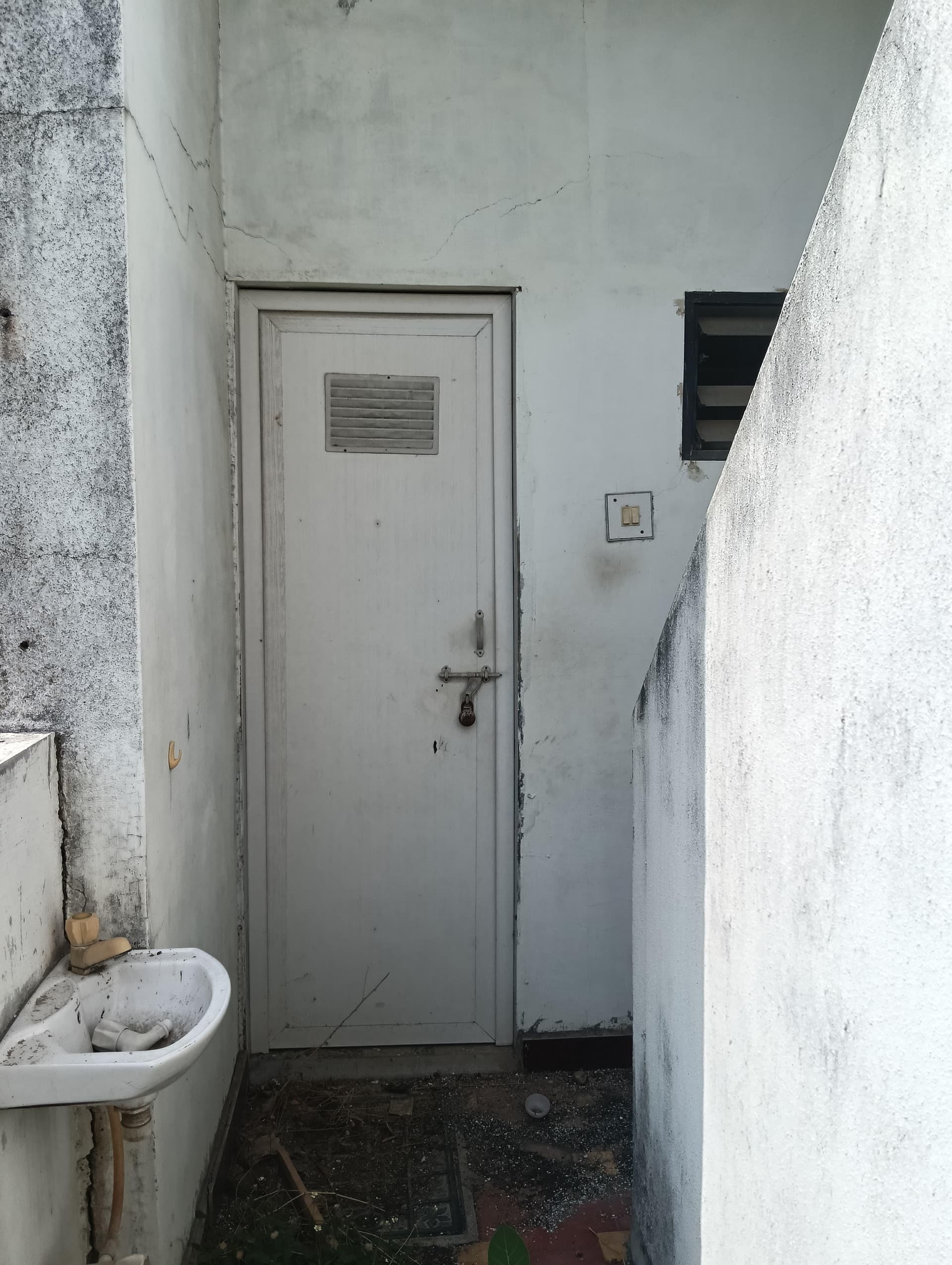 Property Photos 5