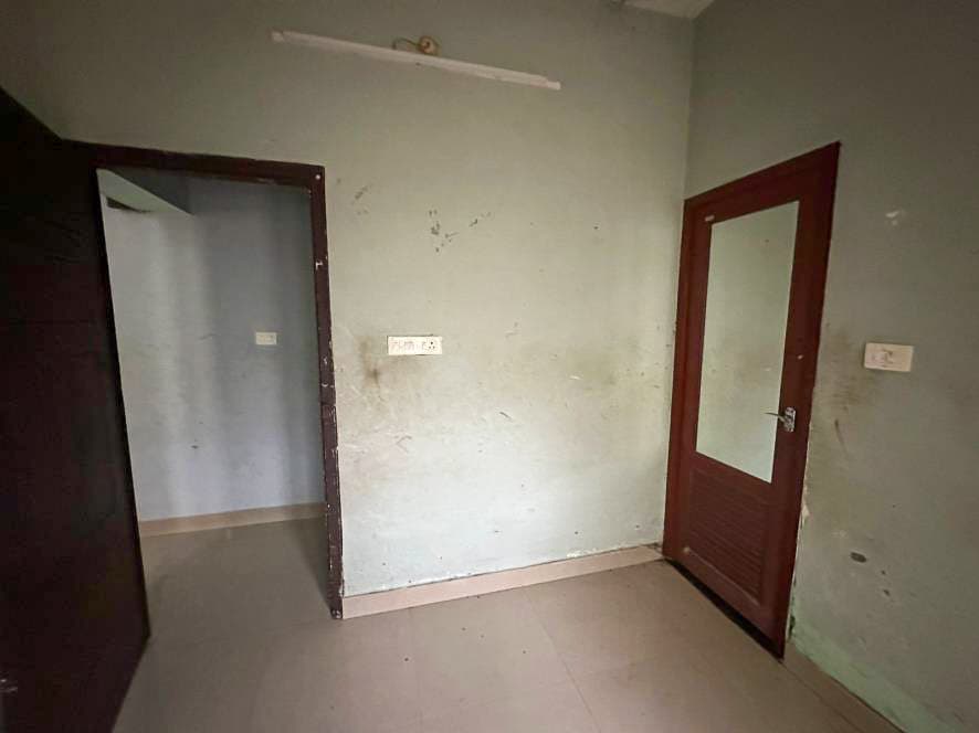 Property Photos 7