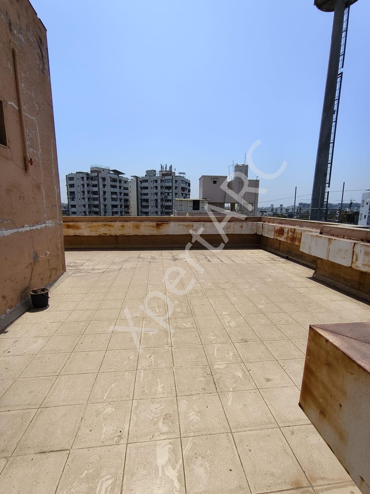 Property Photos 29