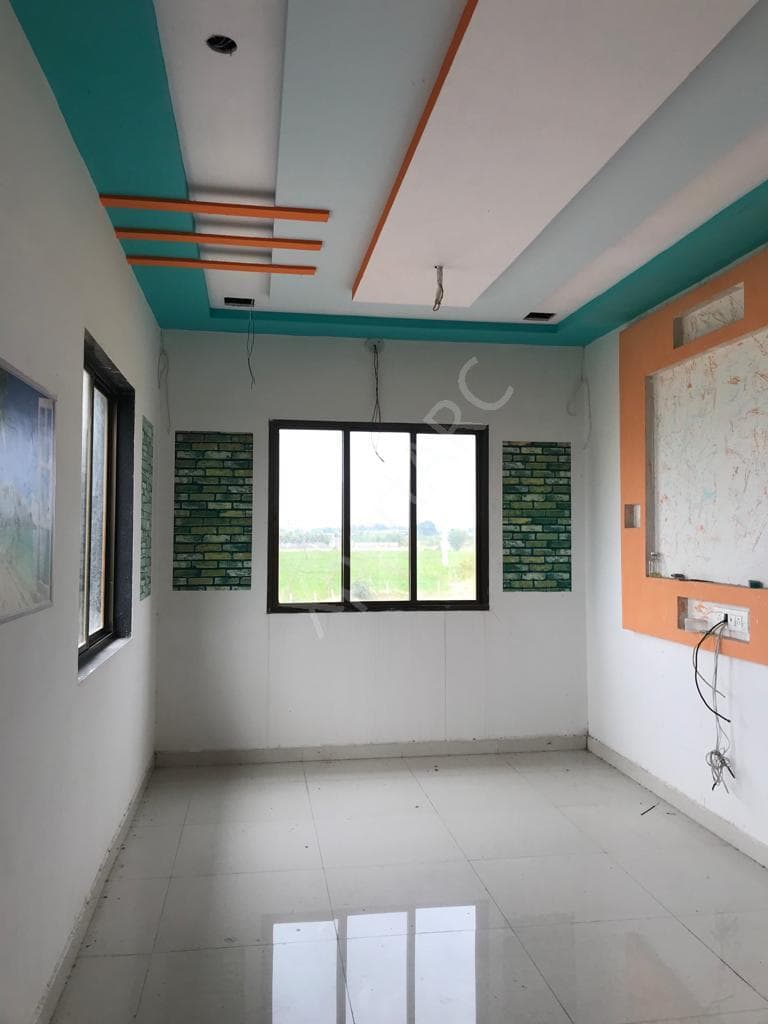 Property Photos 30