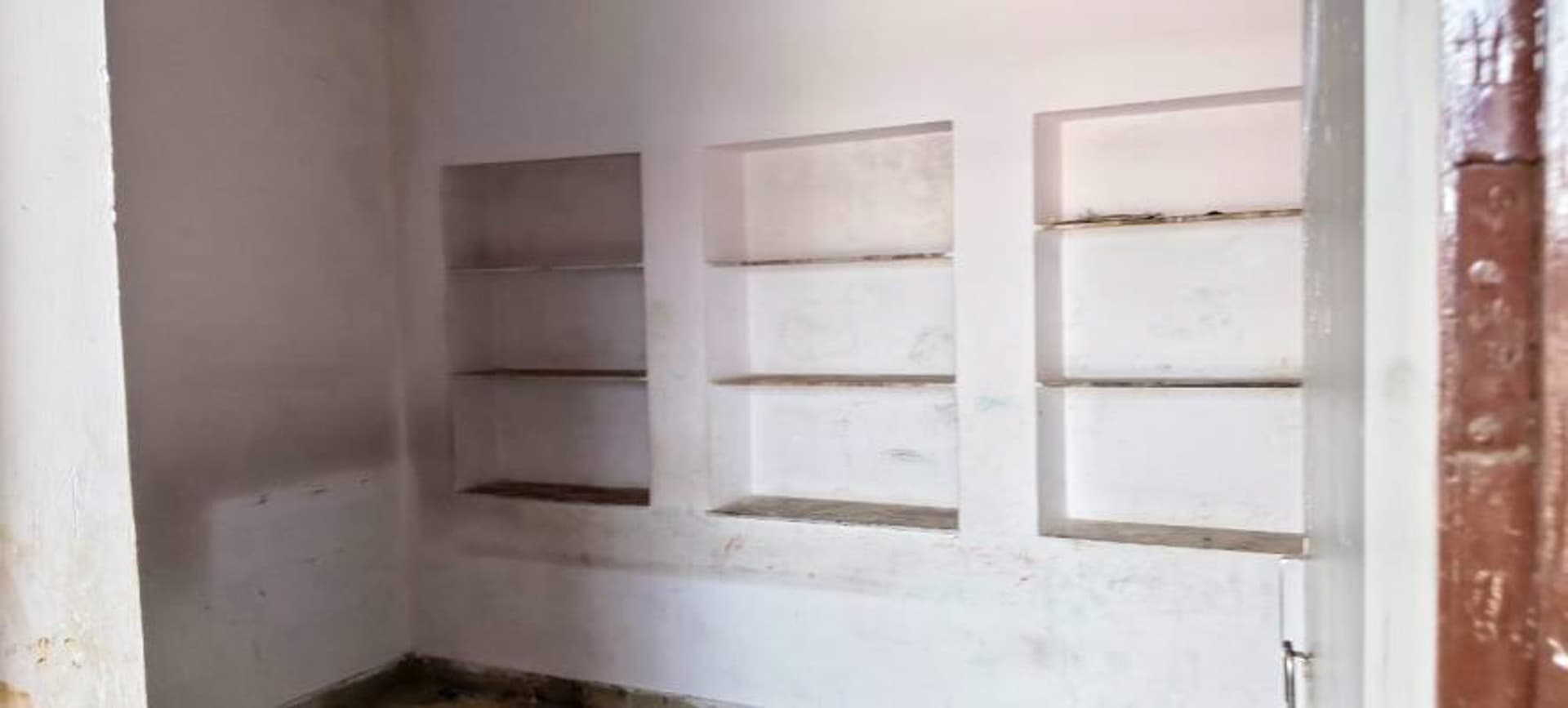 Property Photos 17