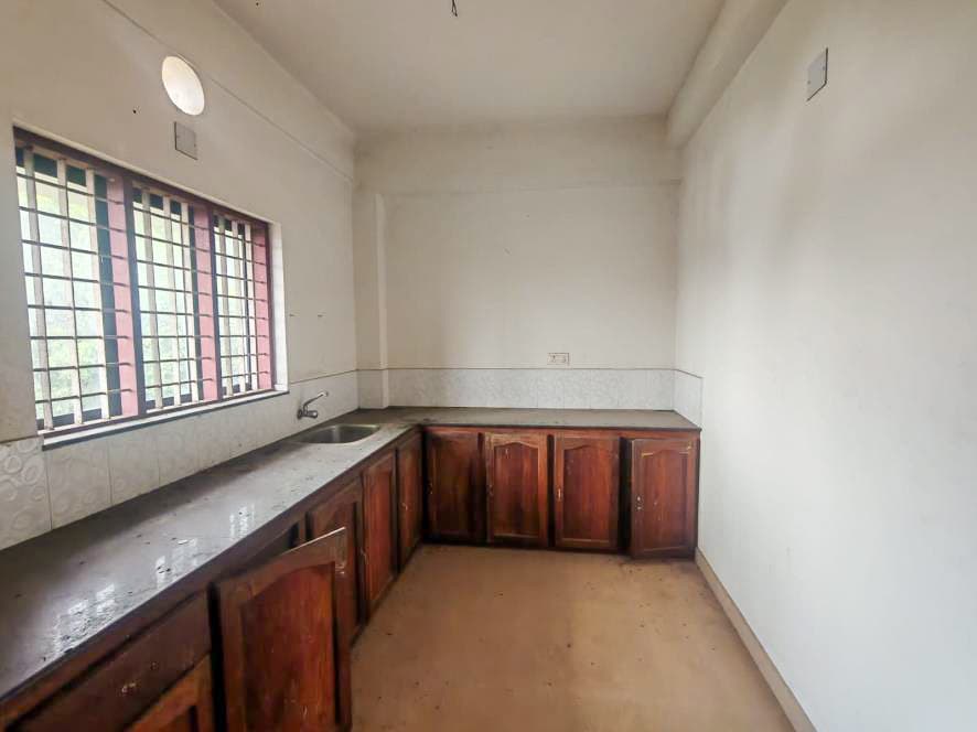 Property Photos 6
