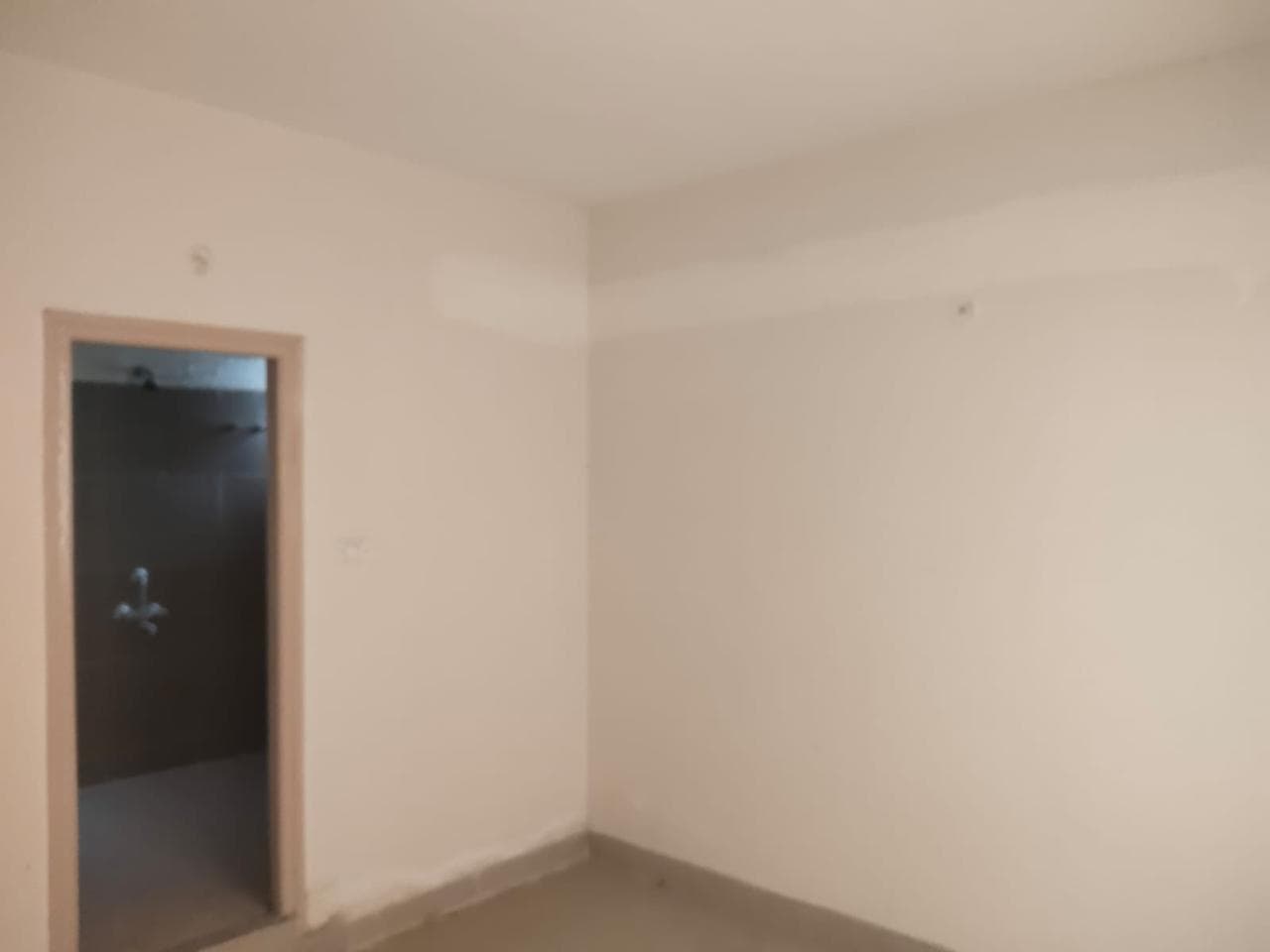 Property Photos 8
