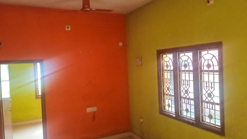 Property Photos 6