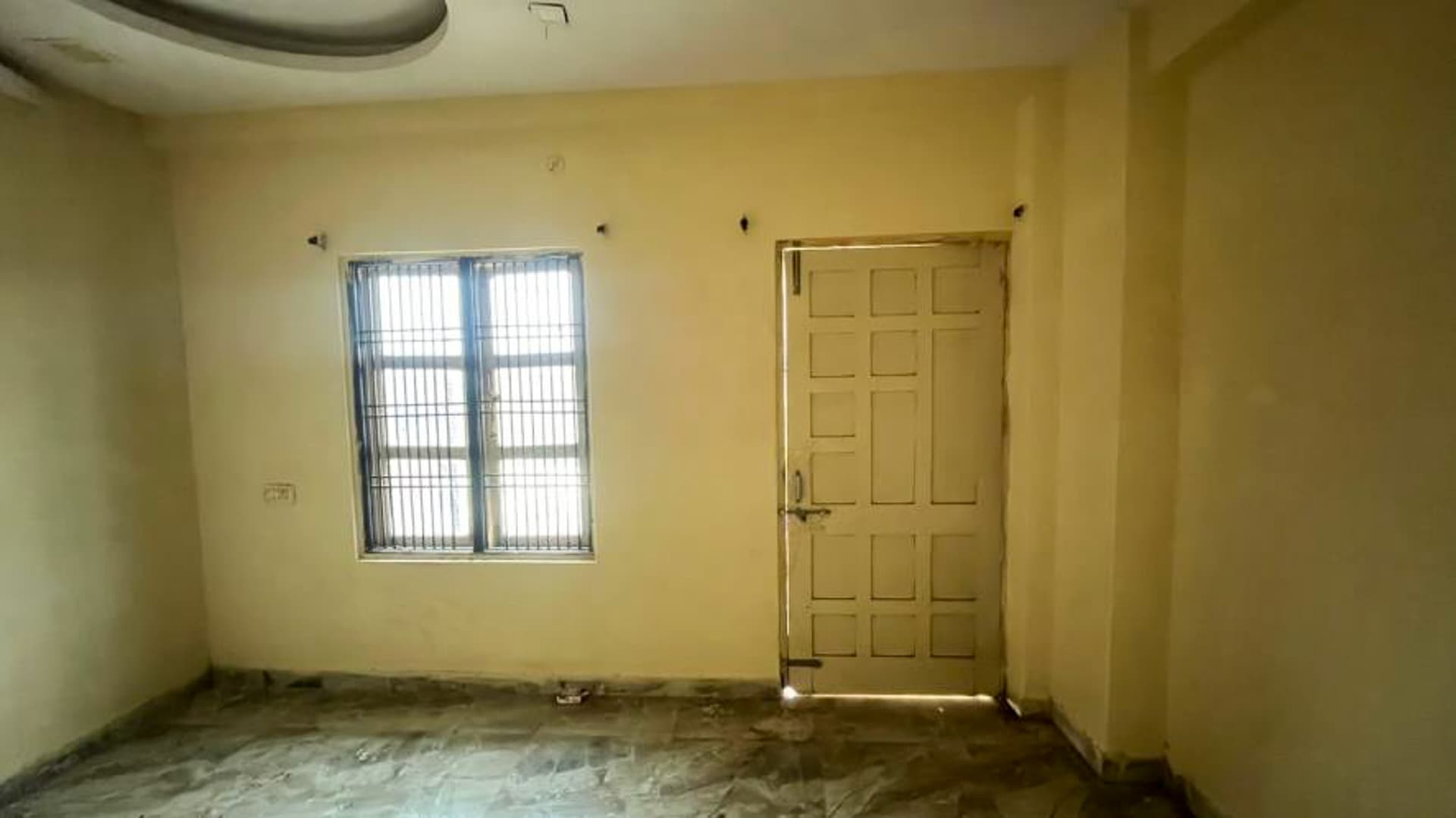 Property Photos 6