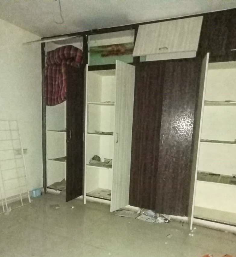 Property Photos 5