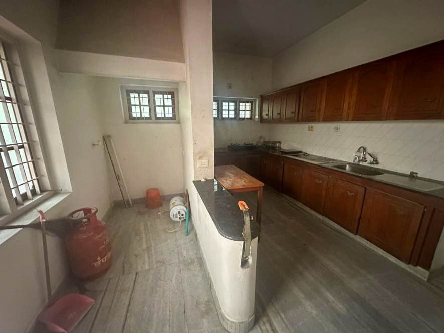 Property Photos 11