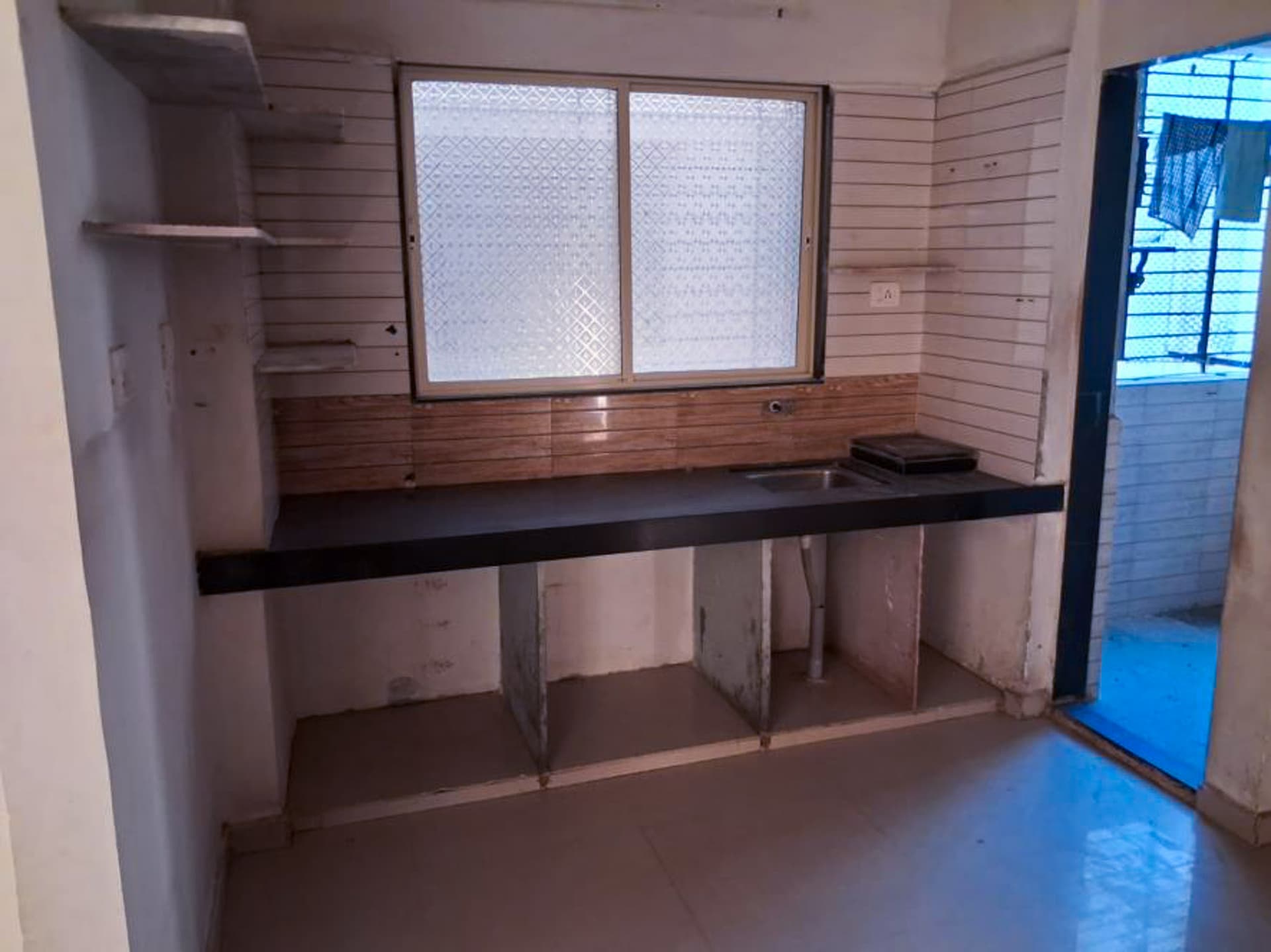 Property Photos 28