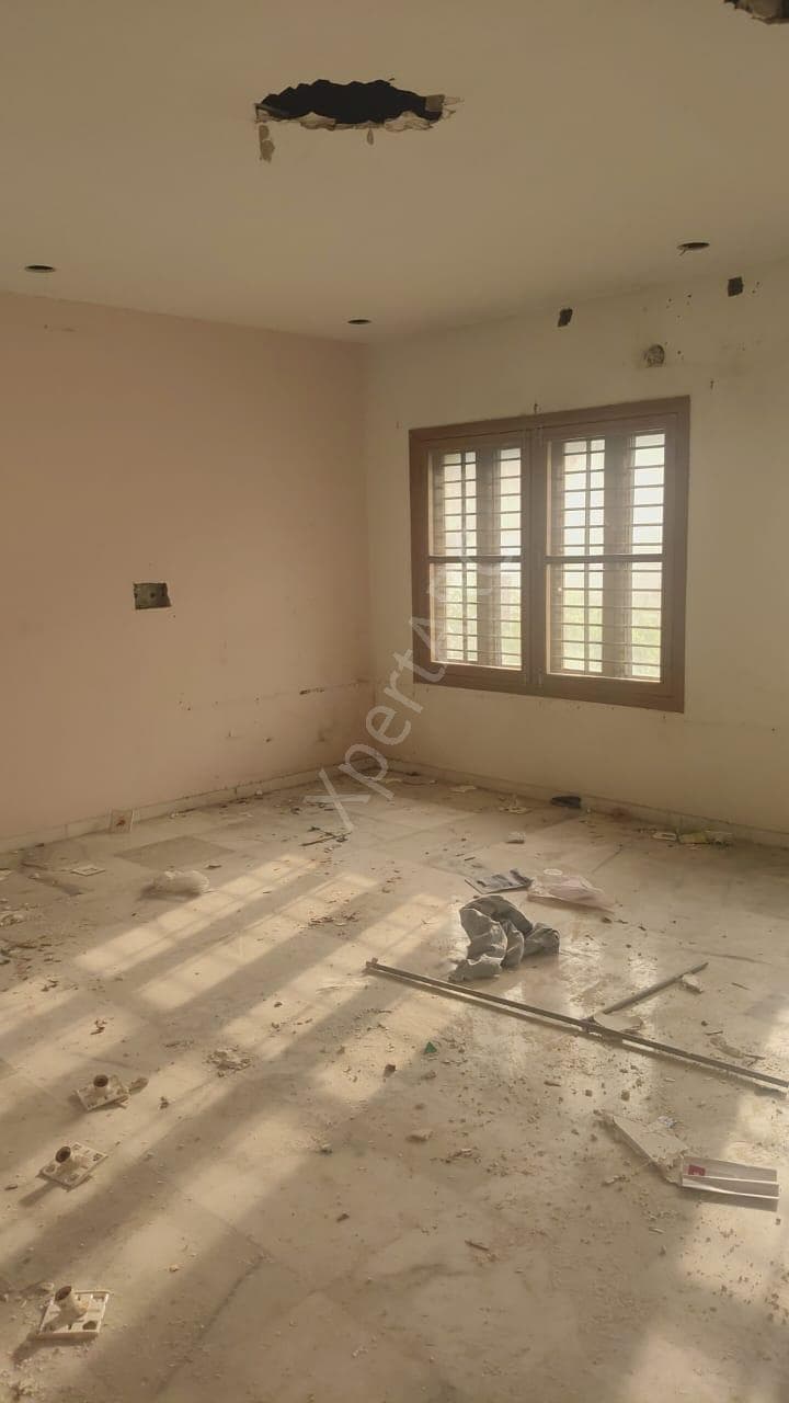 Property Photos 37