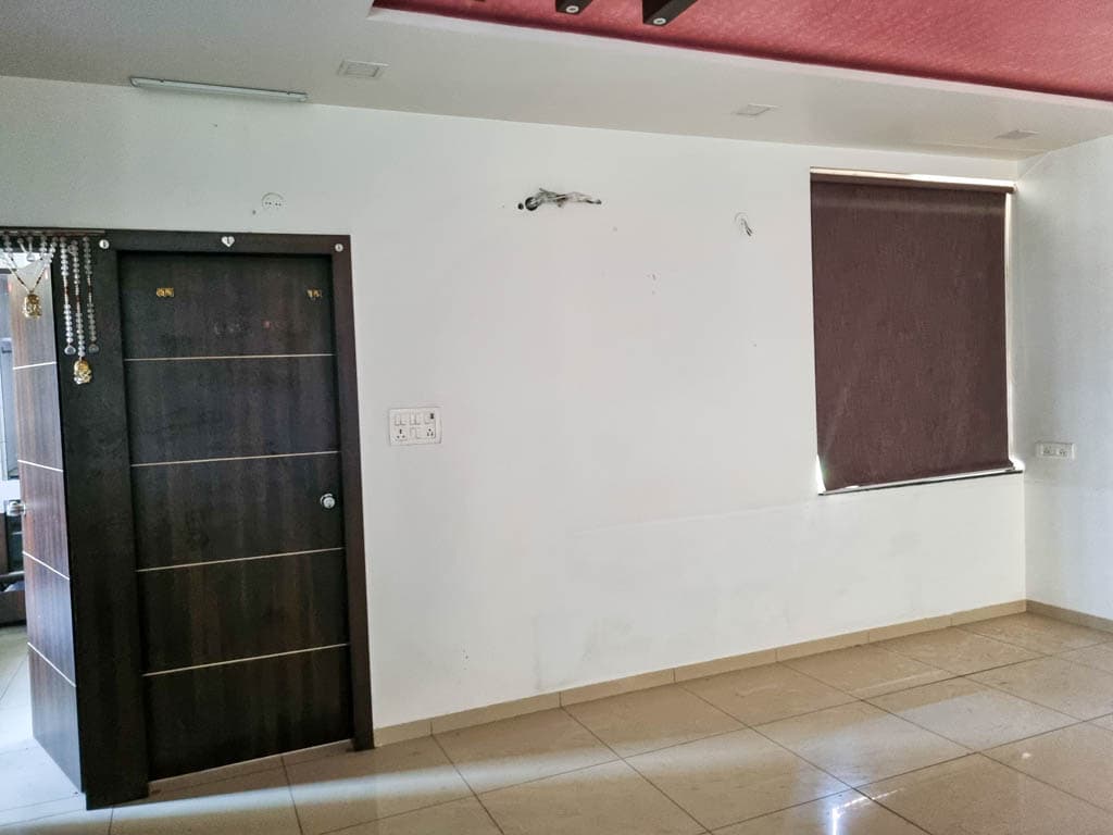 Property Photos 6
