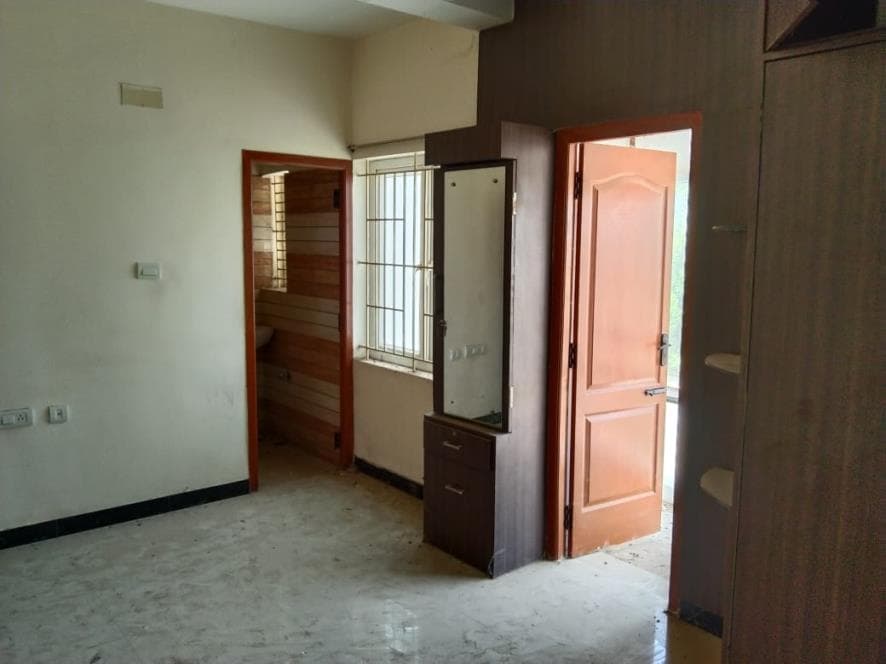 Property Photos 7