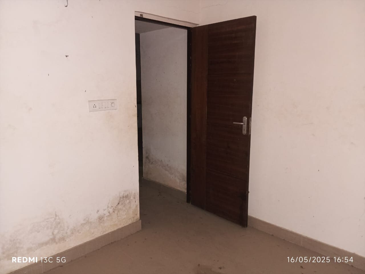 Property Photos 16