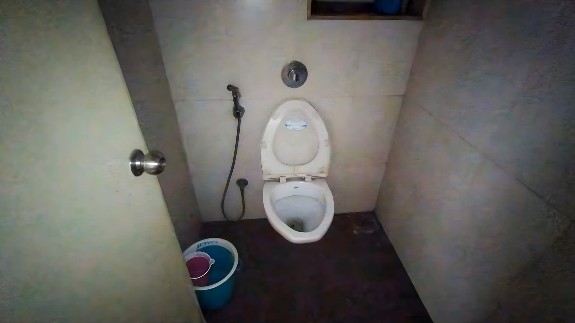 Property Photos 11