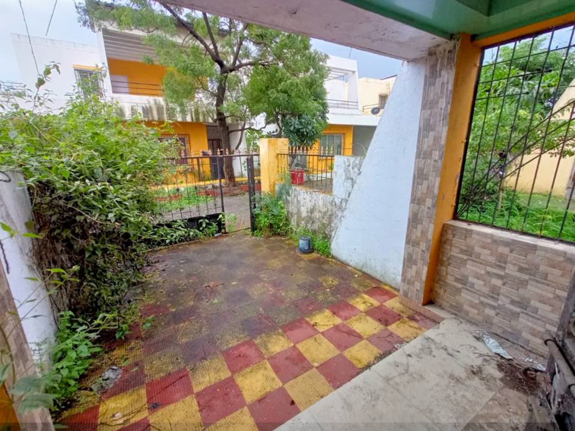 Property Photos 6