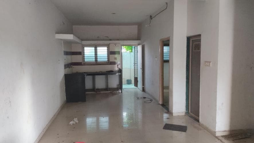 Property Photos 6