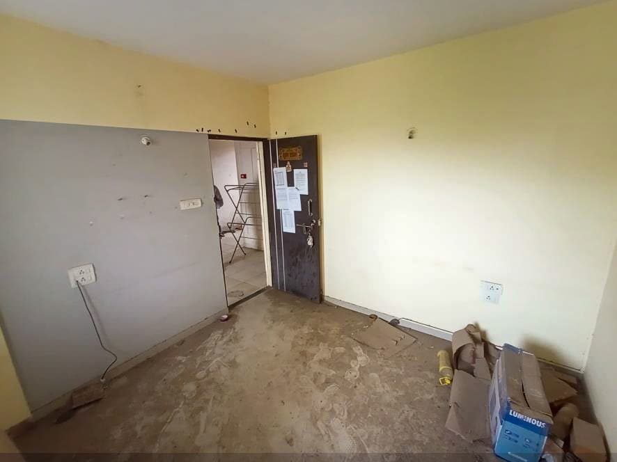 Property Photos 7