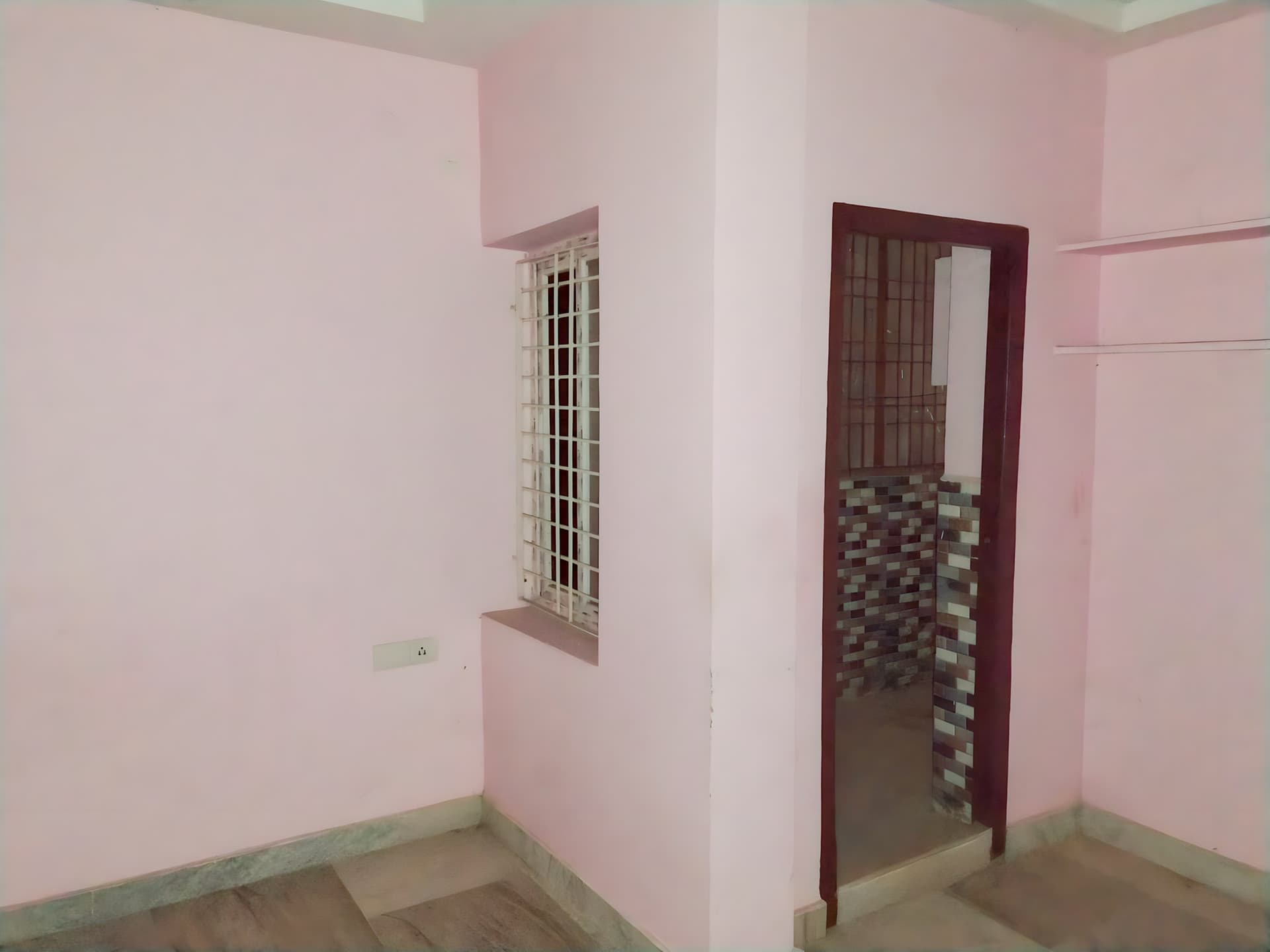 Property Photos 7