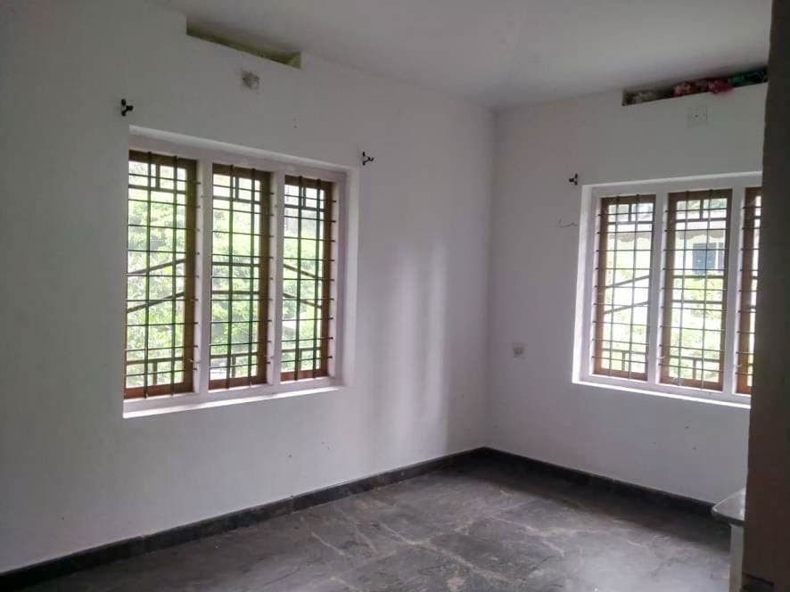 Property Photos 6