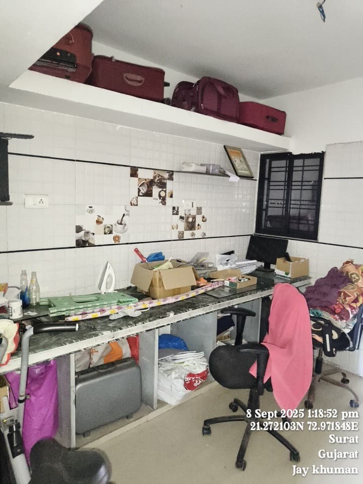 Property Photos 5