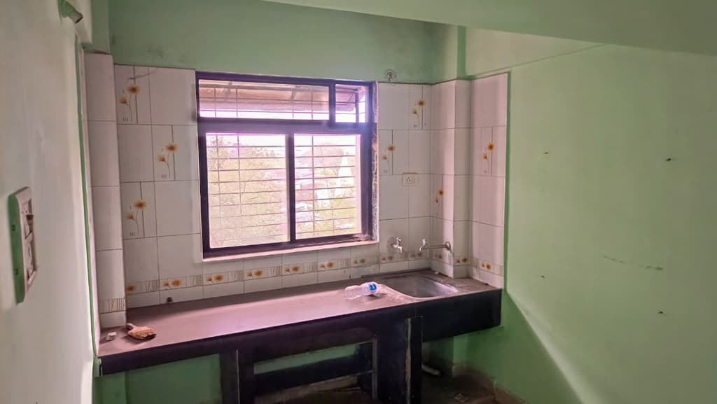 Property Photos 12