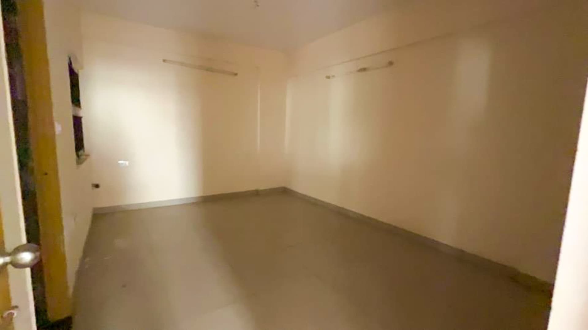 Property Photos 16