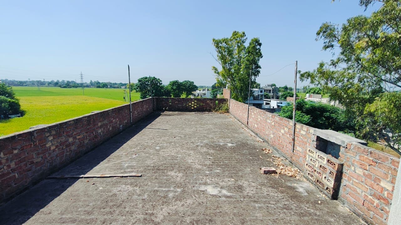 Property Photos 6
