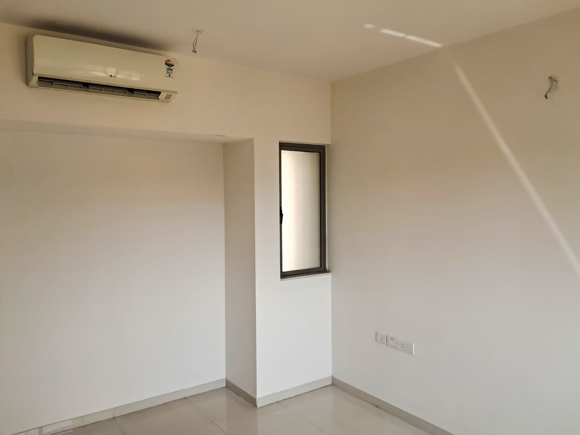 Property Photos 25