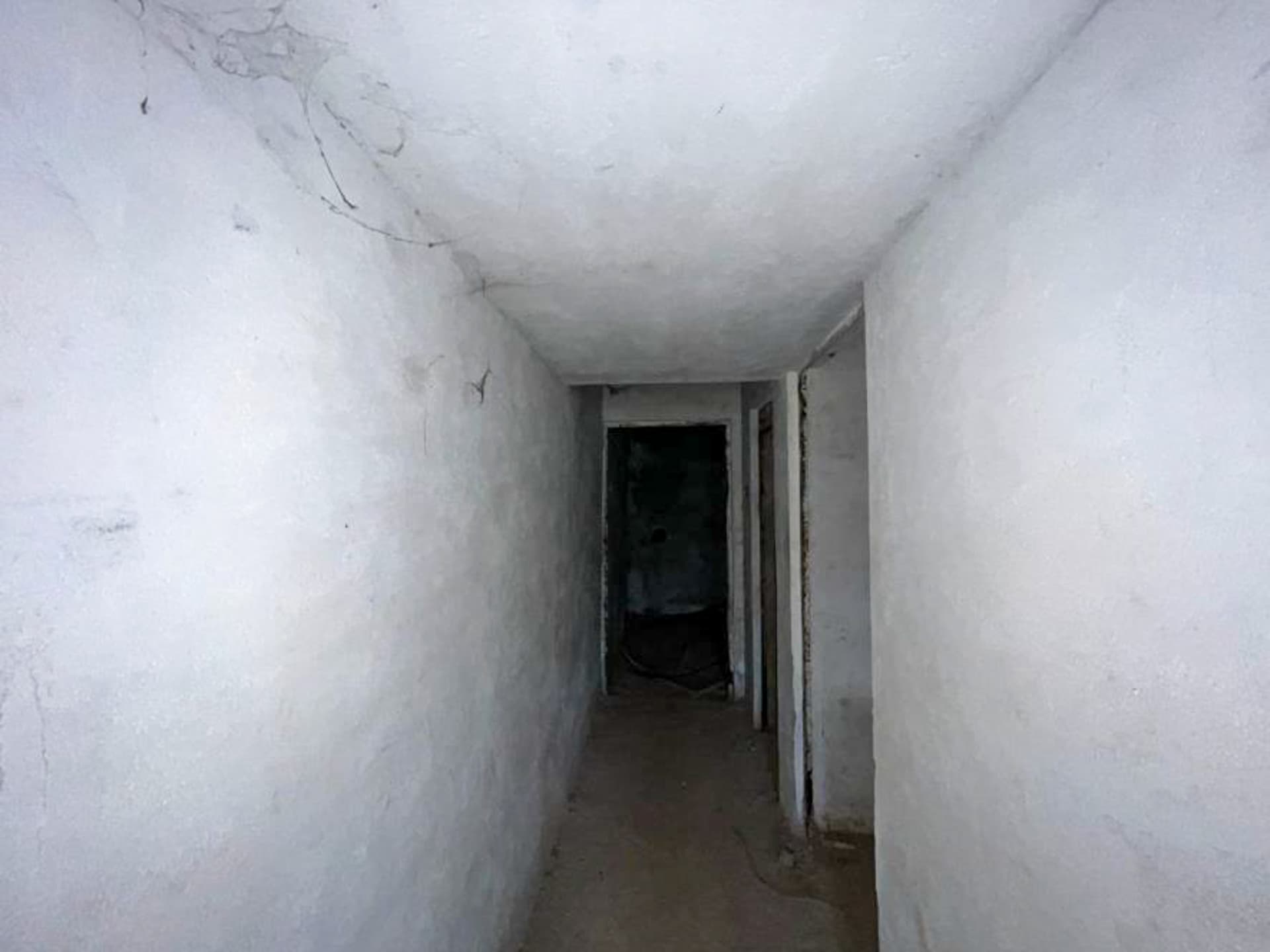 Property Photos 28