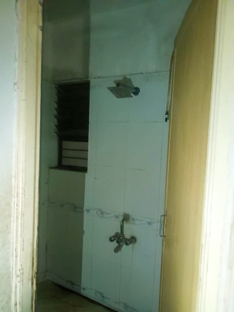 Property Photos 16