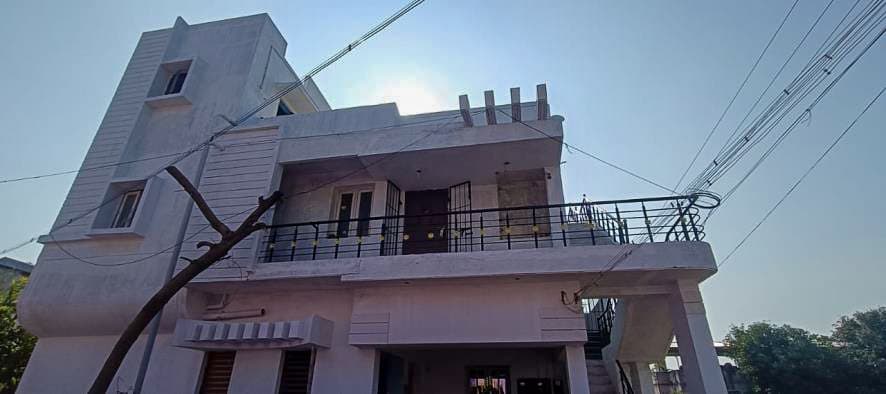 Property Photos 16