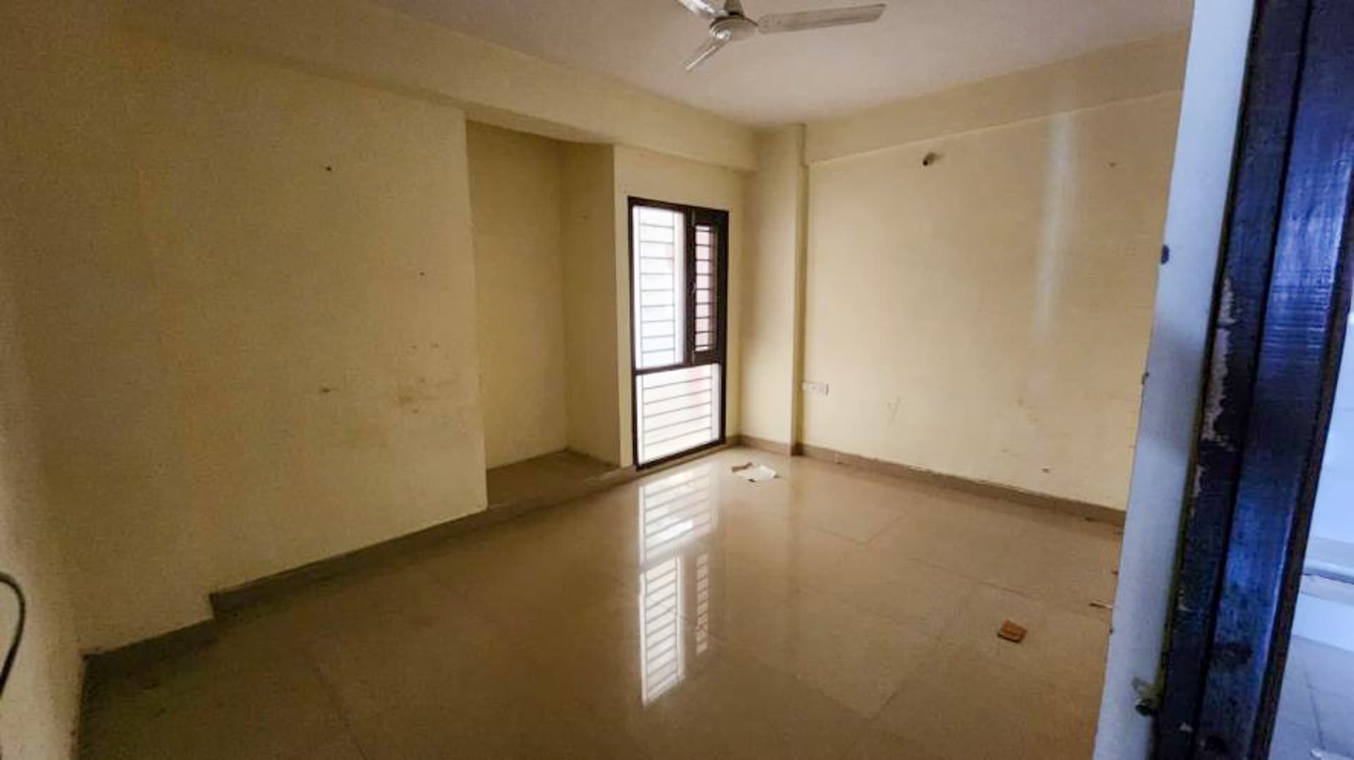 Property Photos 17
