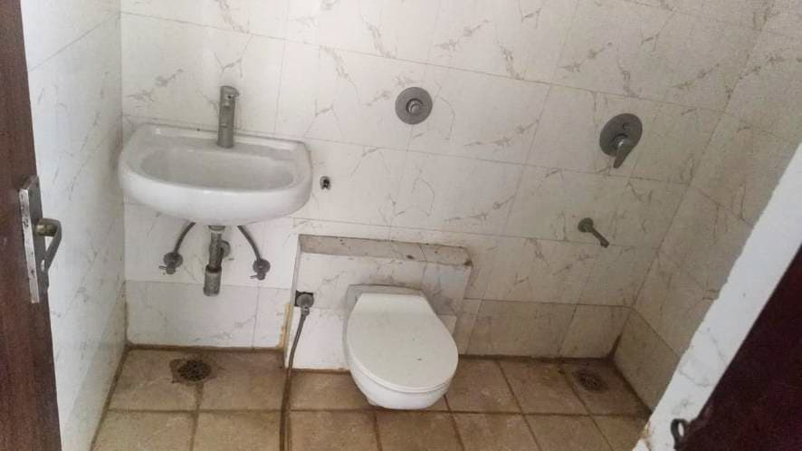 Property Photos 18