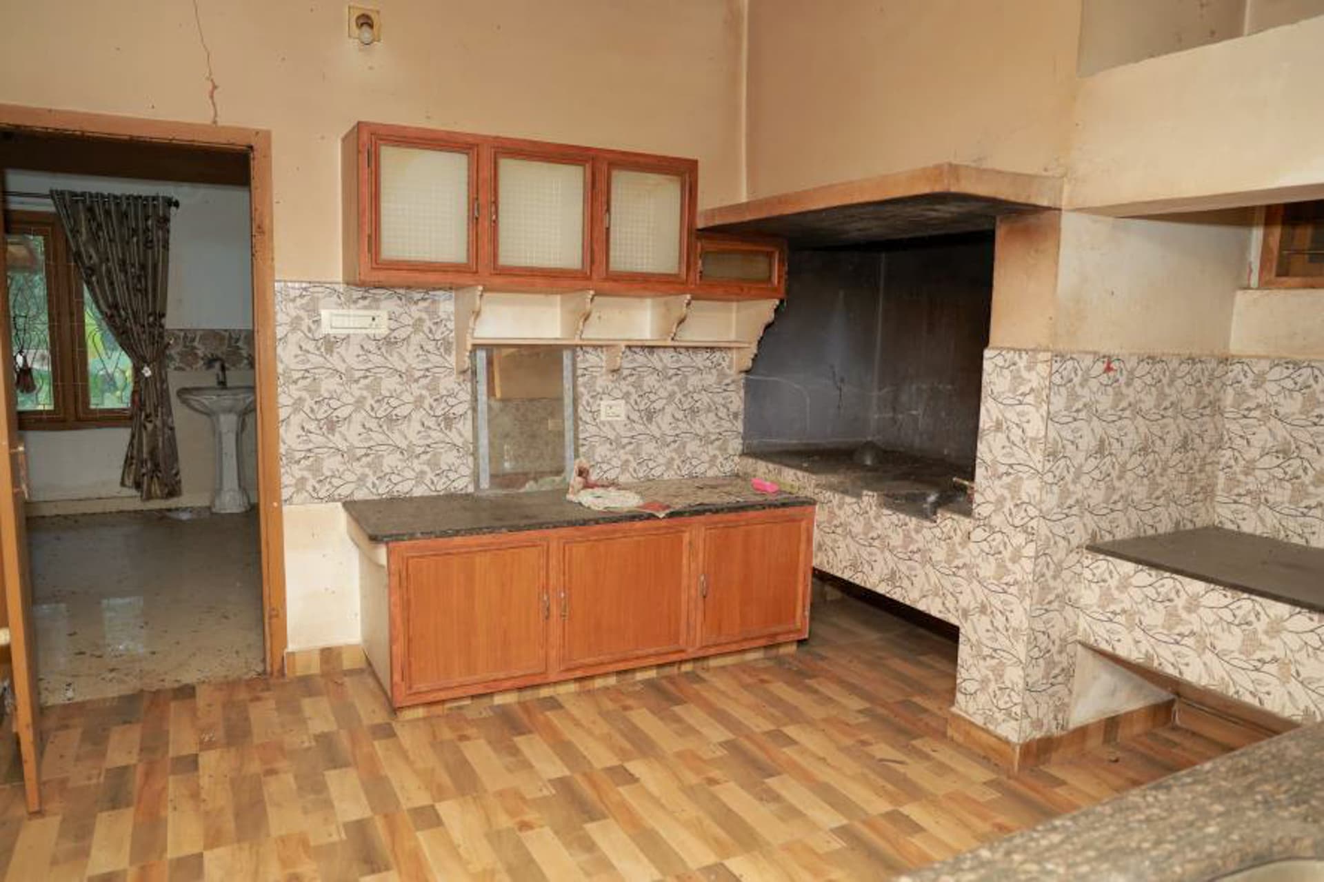 Property Photos 5