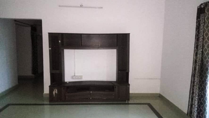 Property Photos 14