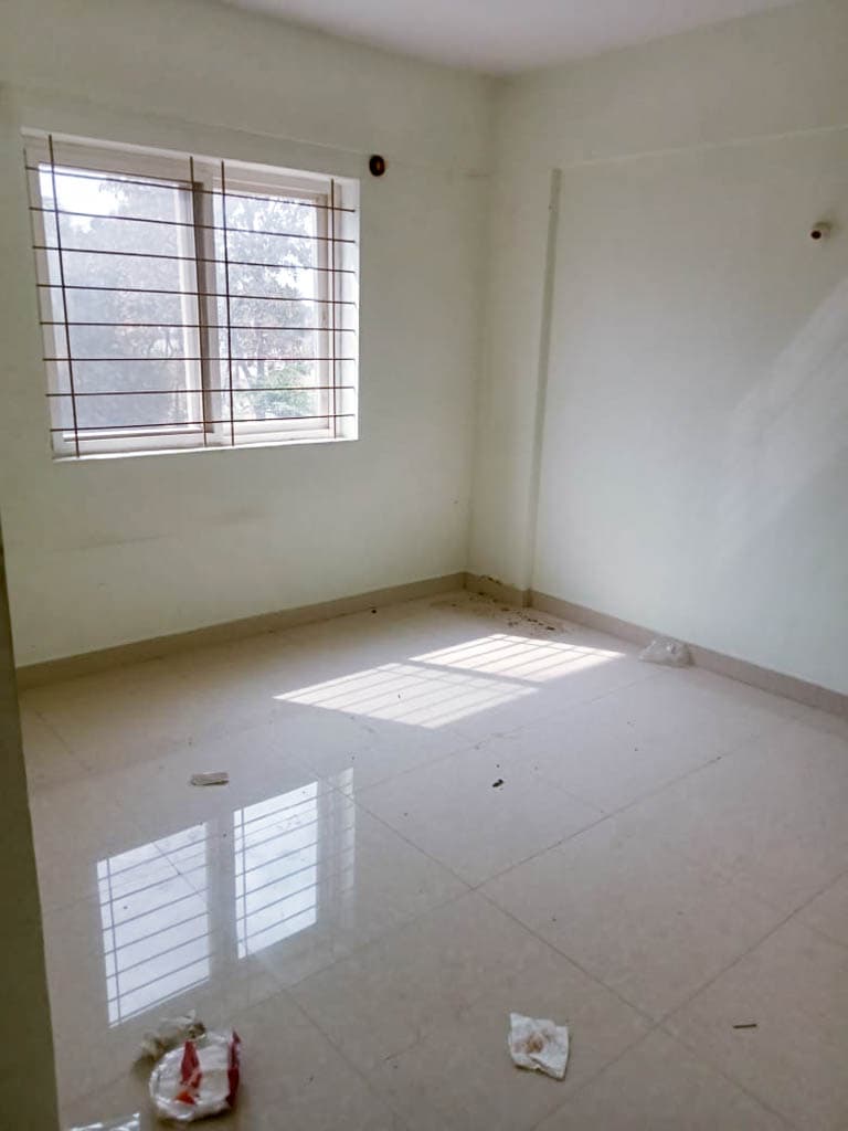 Property Photos 16