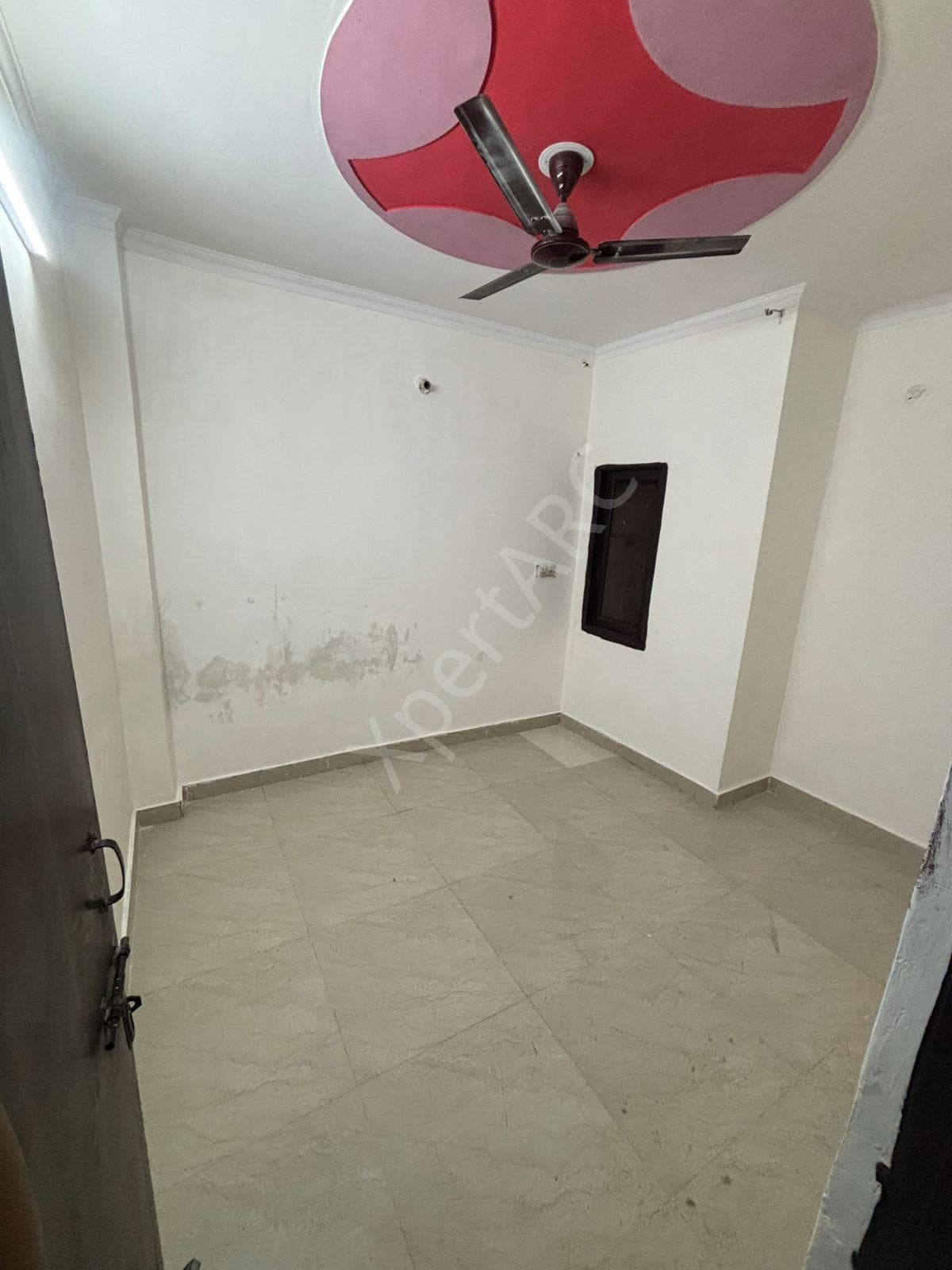 Property Photos 8