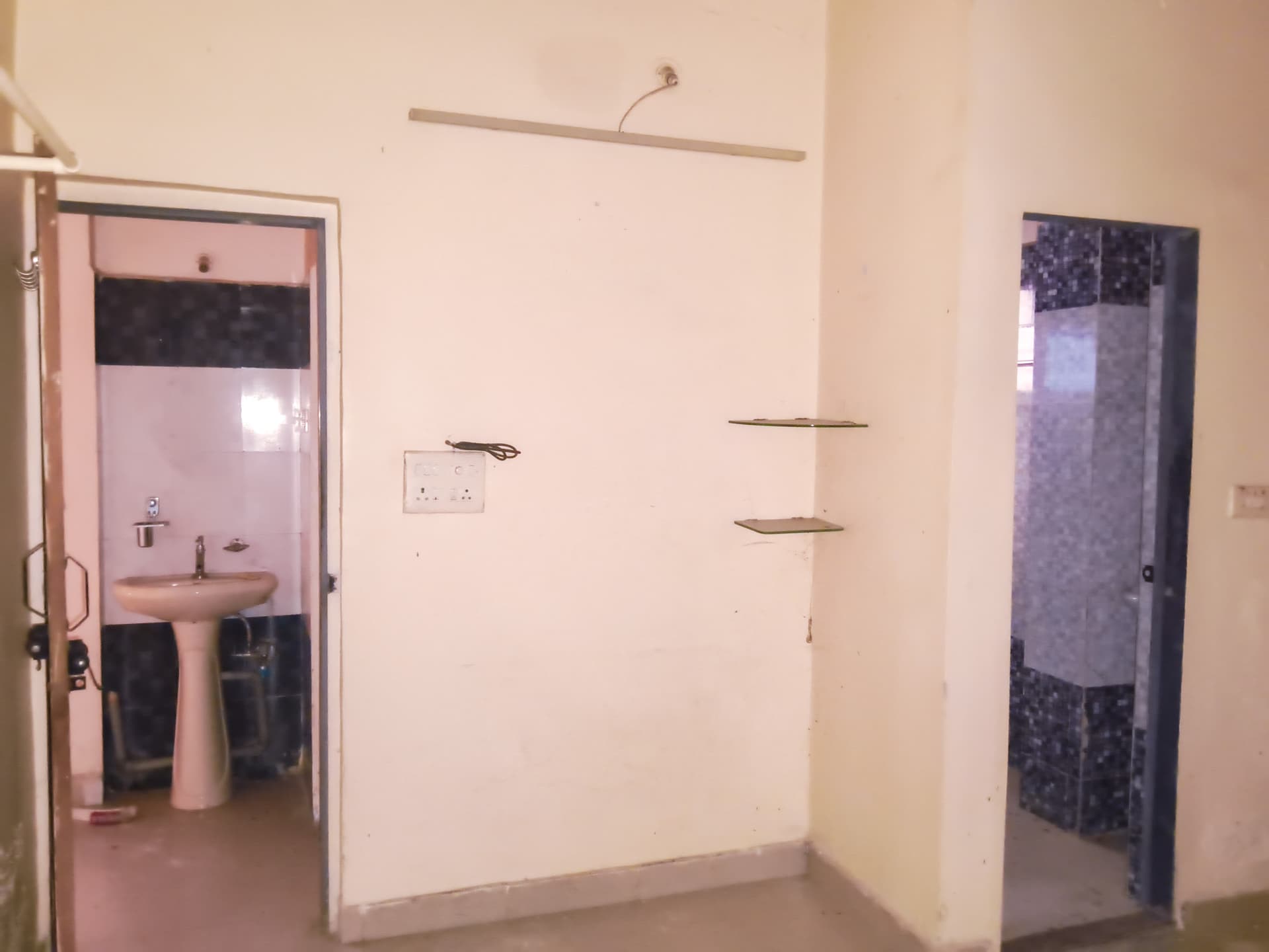 Property Photos 17
