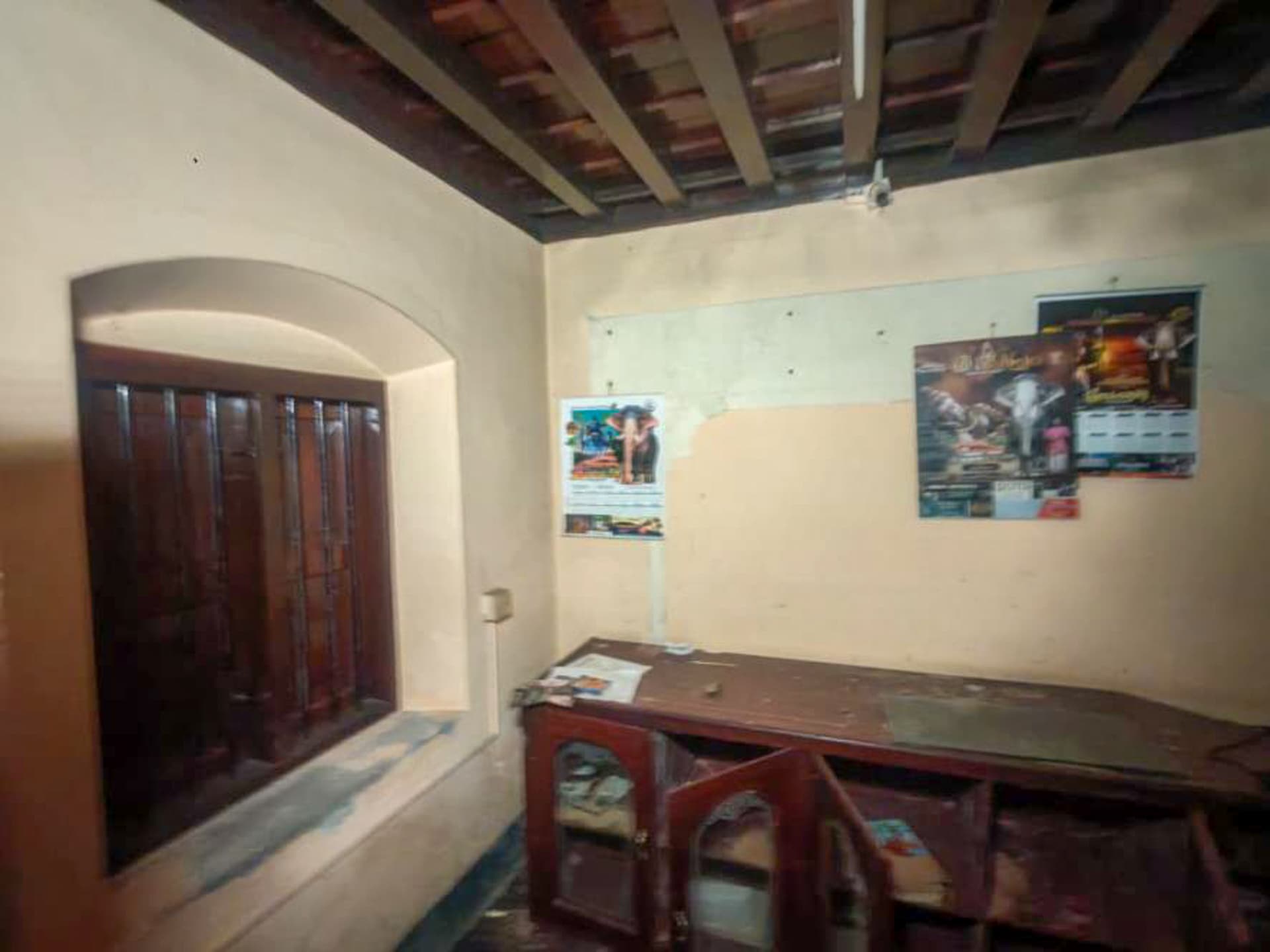 Property Photos 8