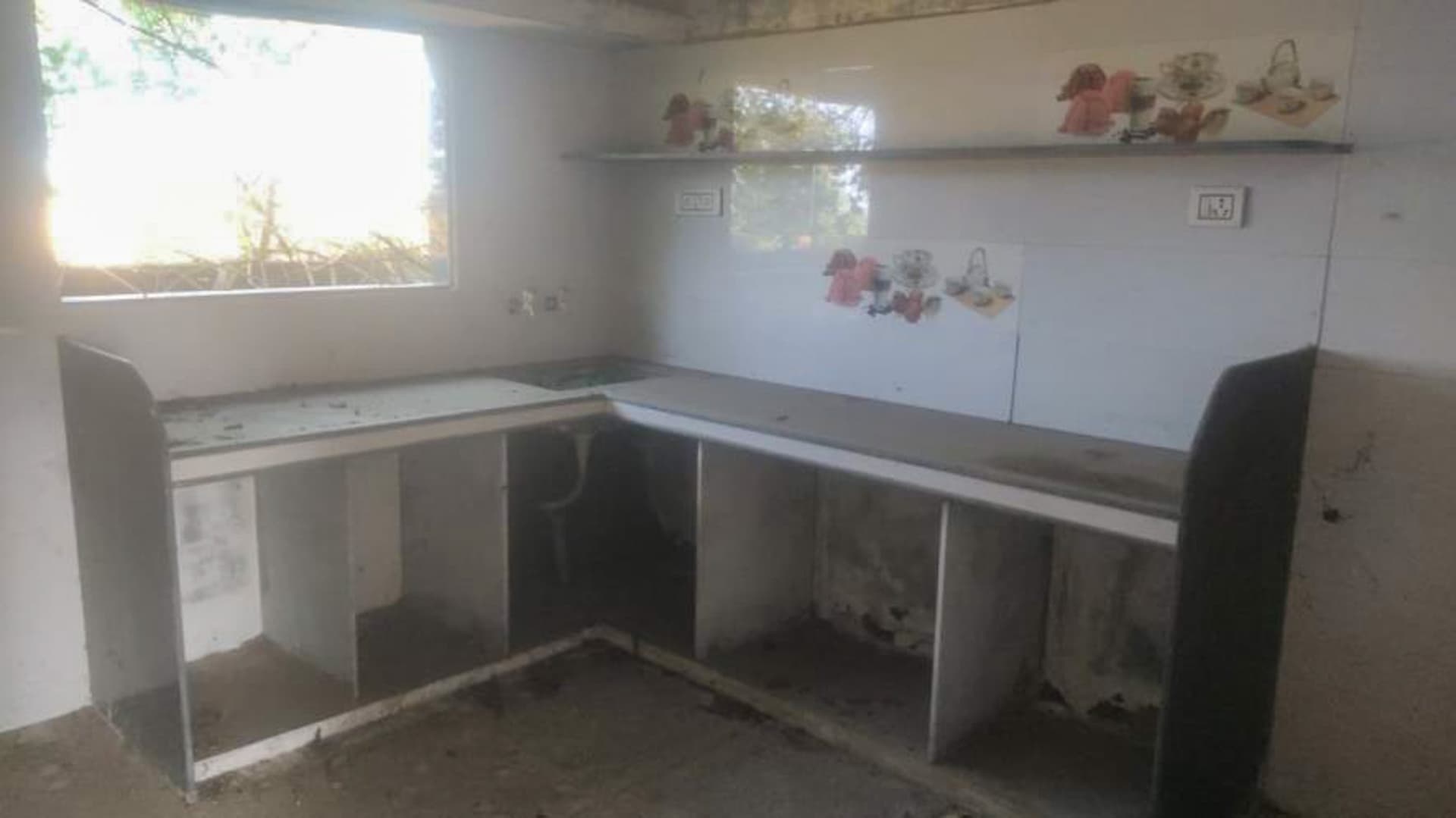 Property Photos 6