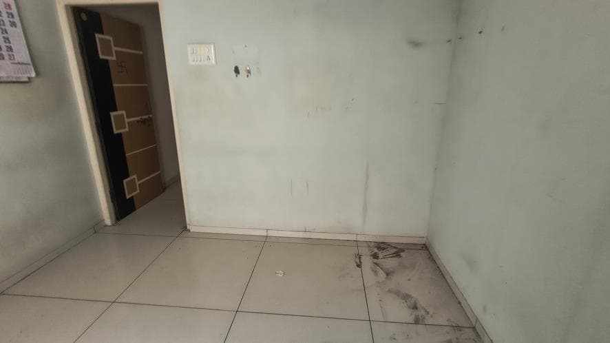 Property Photos 13