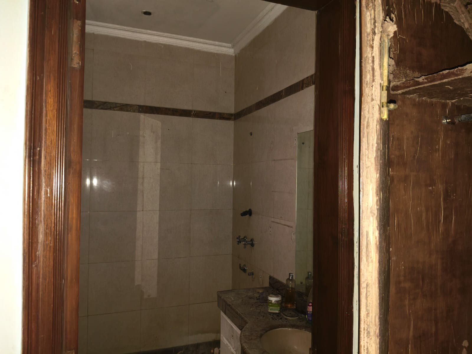 Property Photos 6